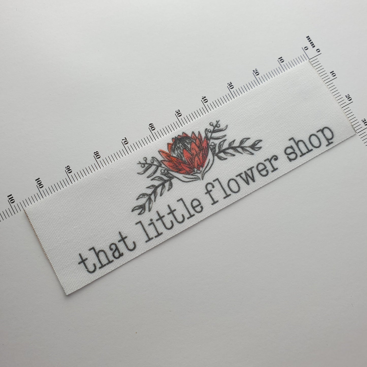 #14WPC - WHITE POLYESTER/COTTON BLEND STRAIGHT CUT SEW-ON-FLAT LABELS